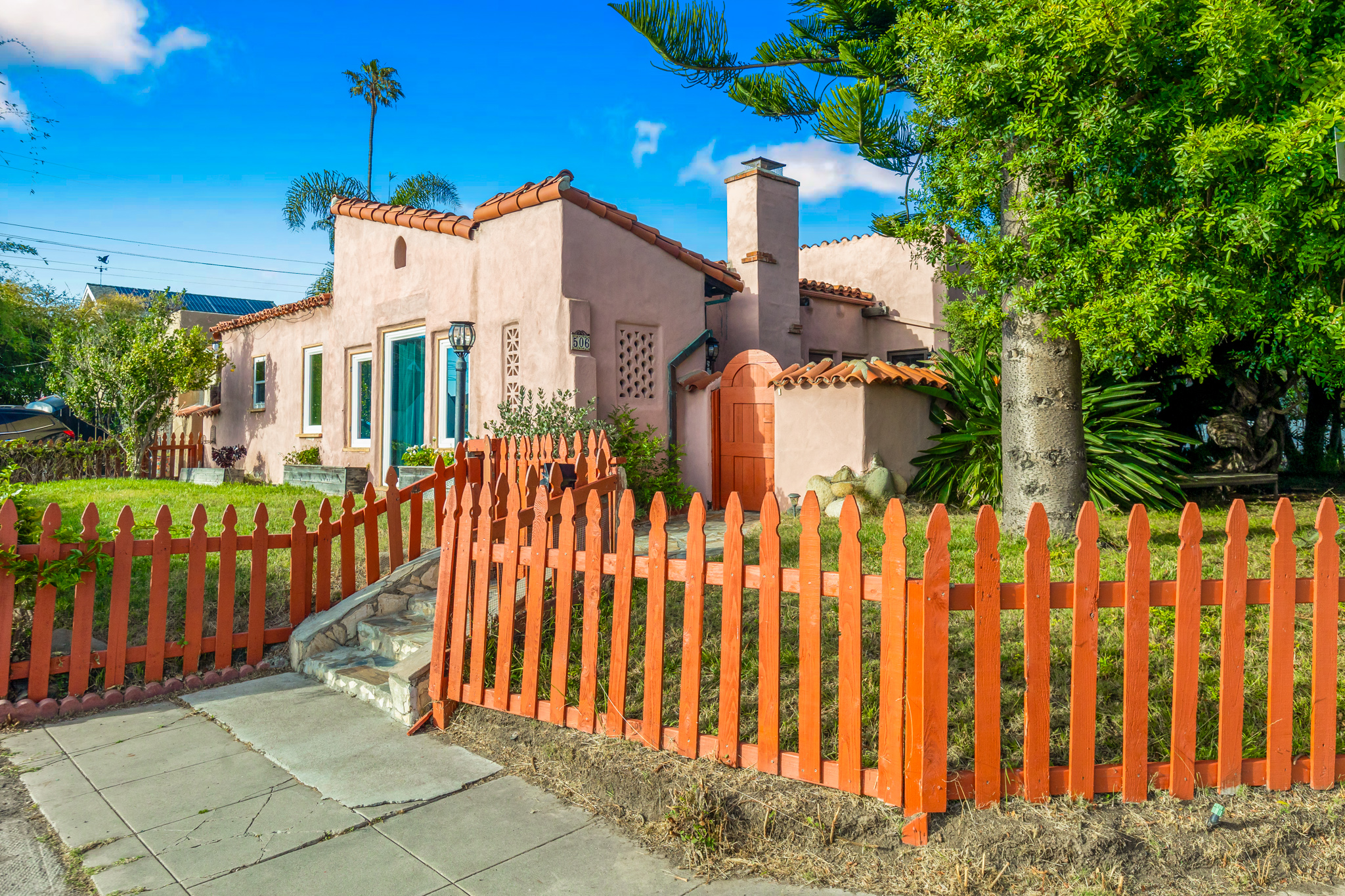 Property main image